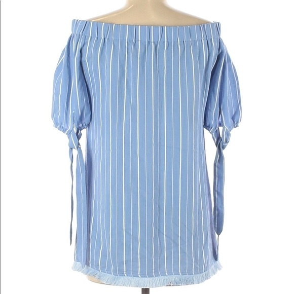 HOT & DELICIOUS Striped Chambray Off the Shoulder Top - Picture 2 of 8